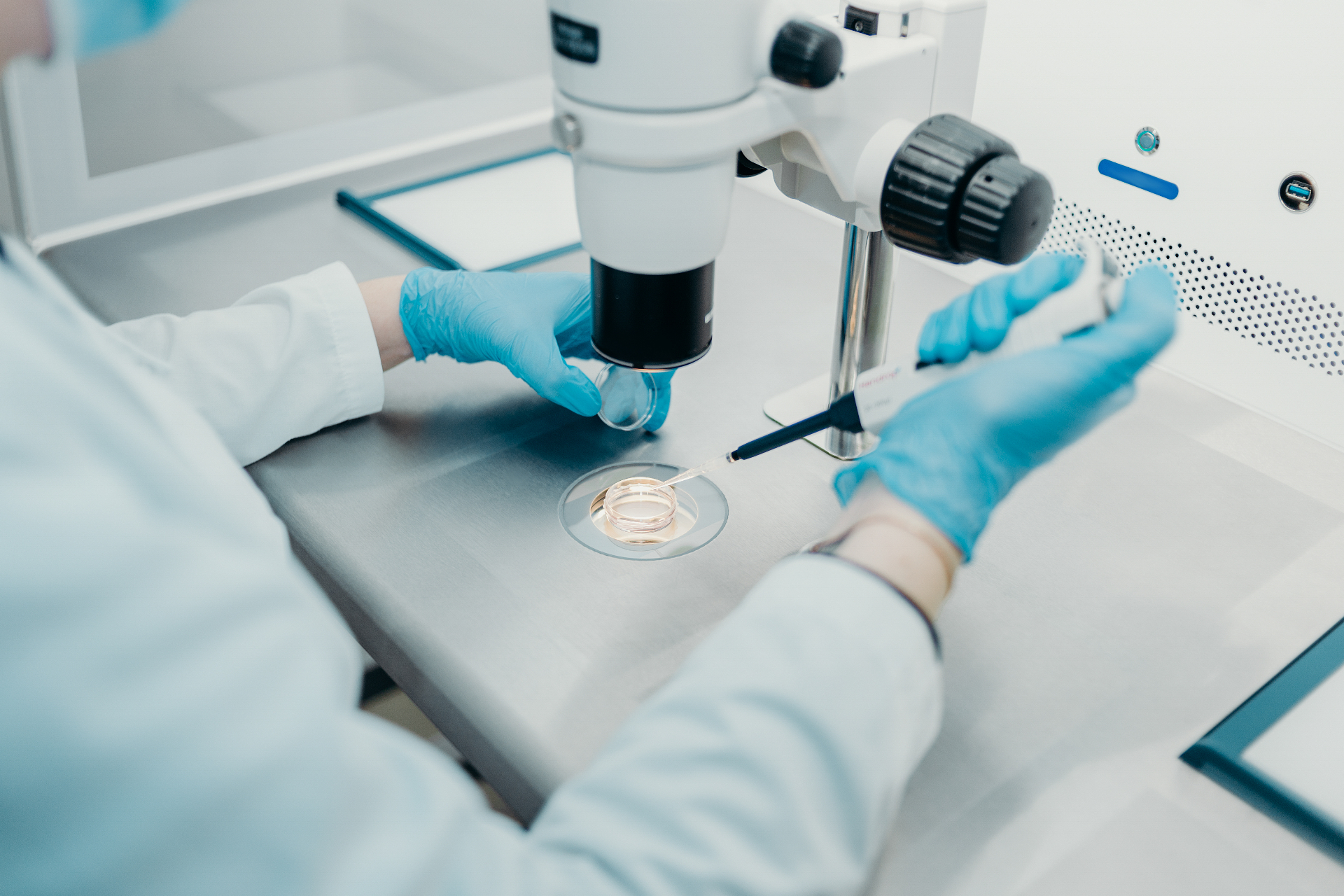 What Does an Embryologist Do? Behind the Scenes of IVF